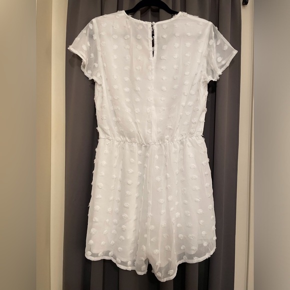 Short Sleeve Romper Swiss Dot Pattern White Size M - Picture 5 of 16